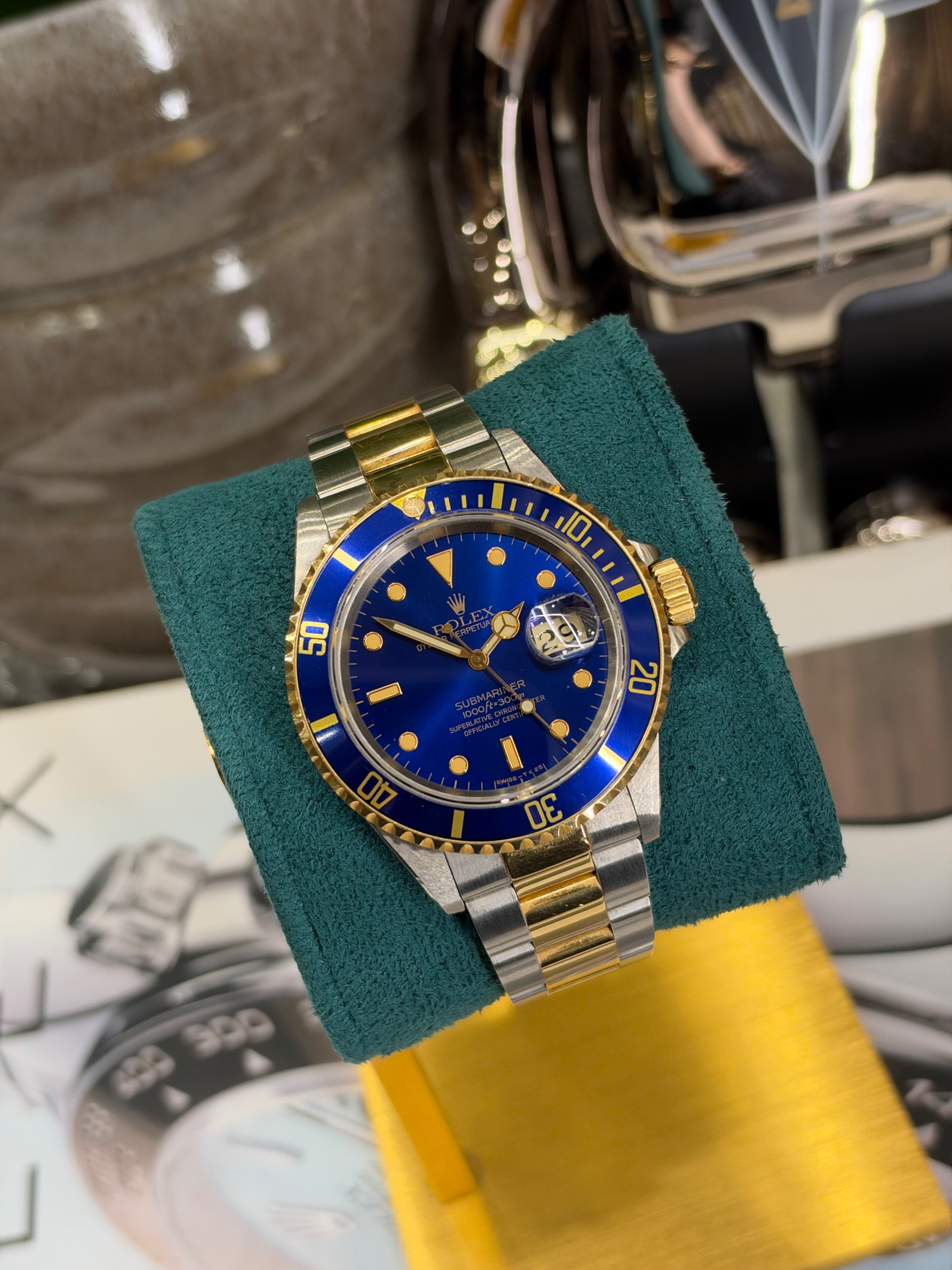 Rolex Submariner Date 16613 quadrante purple in vetrina da Minuti Preziosi
