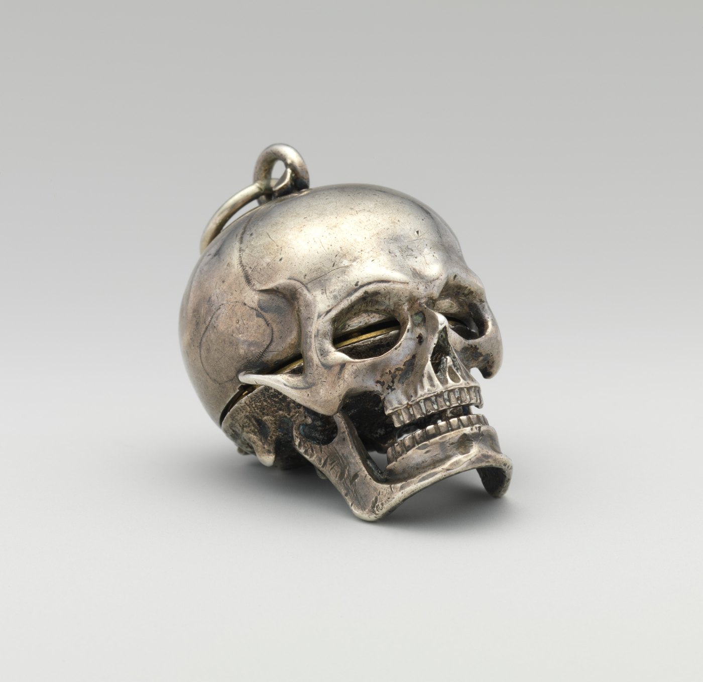 Orologio a forma di teschio di Isaac Penard, Ginevra, circa 1650